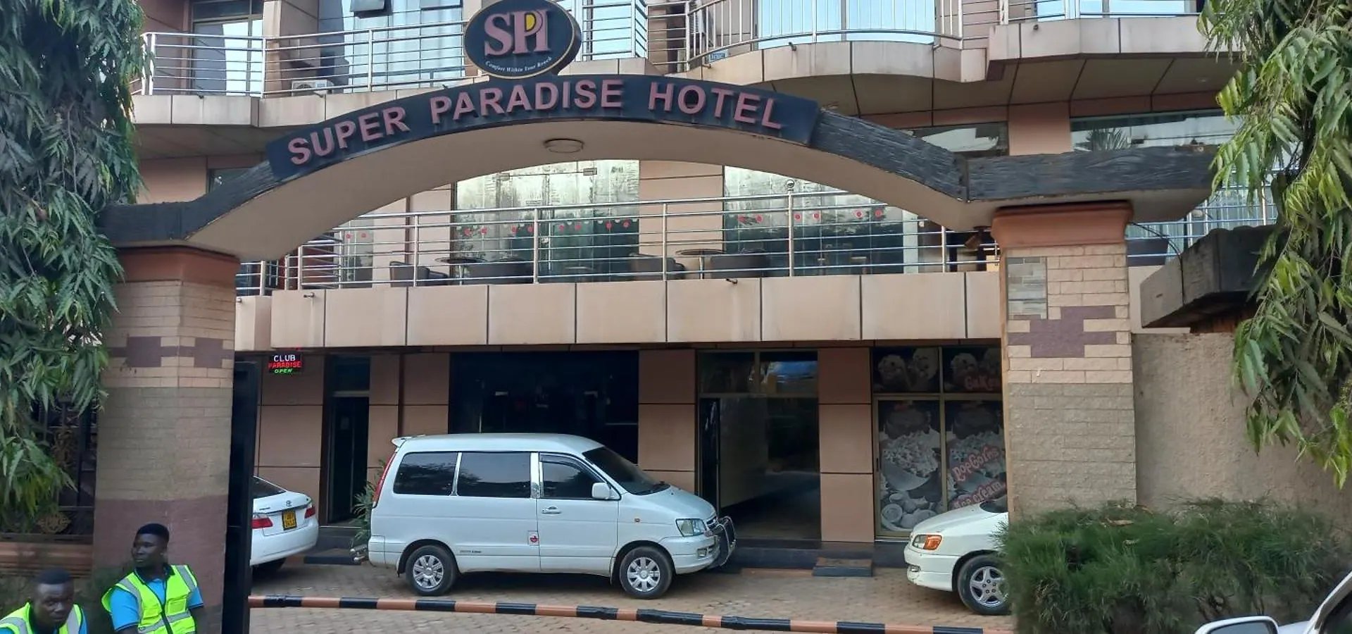 Super Paradise Hotel Kampala